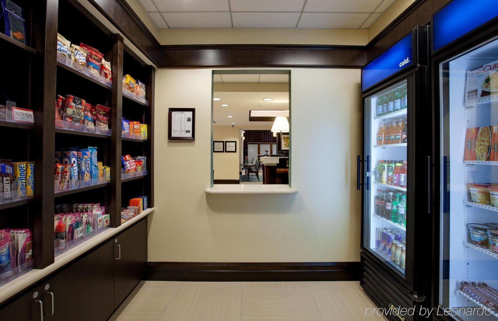 Hampton Inn & Suites Mahwah Facilities photo